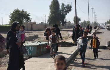 ساکنان گوگجالی وحشت داعش را از خود دور می کنند