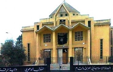 مسيحيو الرقة يحتفلون بعيد الميلاد في الخفاء تحت حكم داعش