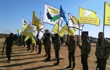 مردم بومی شمال سوریه برای بیرون راندن داعش با هم متحد می شوند