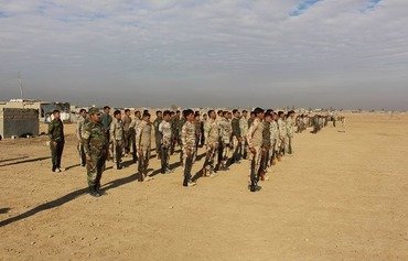 أهالي الحويجة يواجهون عناصر داعش بالسكاكين