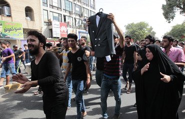 مصرع 27 في هجوم انتحاري لداعش على حفل زفاف بالعراق