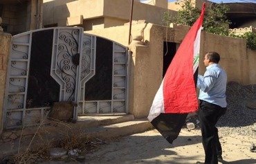 داعش تنهب منازل الأنبار لسد عجزها المالي