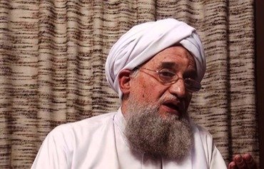 الظواهري يحاول اصطياد المتطرفين من الفصائل المنافسة
