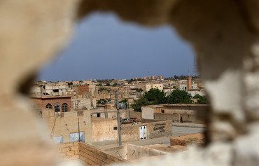 القوات العربية-الكردية تحرر مدينة الطبقة من داعش