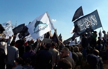 هيئة تحرير الشام تهيمن على جميع أوجه الحياة في إدلب