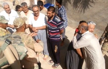 فرات علیا از نیروهای آزادیبخش استقبال می کنند