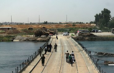 جسور أعيد إعمارها تربط بين شرق وغرب الموصل