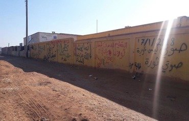 سكان إدلب يتظاهرون ضد تحرير الشام