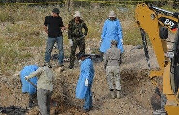 العراق يحصي 120 مقبرة جماعية لضحايا داعش