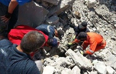 بقایای فاسد شده داعش خیابان های موصل را کثیف کرده است