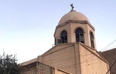 الجيش العراقي يساعد في إعادة تأهيل أماكن العبادة