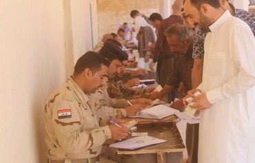 بازگشت خانواده های آواره با بهبود امنیت در القائم