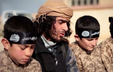 'أشبال' داعش يشكلون خطرا حاليا ومستقبليا