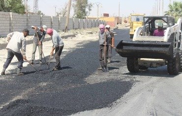 سكان الرقة يحتفلون بذكرى تحريرها من داعش