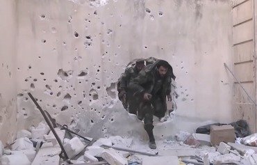 اشتباكات بين ميليشيات تابعة لروسيا وأخرى موالية للحرس الثوري الإيراني في حلب
