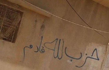 الفصائل التابعة للحرس الثوري الإيراني تطرد أهالي مدينة البوكمال