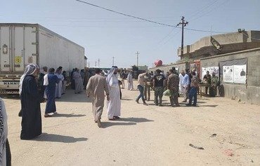 الحرس الثوري الإيراني يفتتح معبرا جديدا بين سوريا والعراق