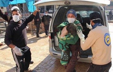 سوريون يطالبون بمحاسبة النظام لارتكابه جرائم حرب