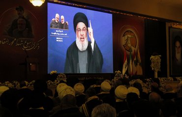 محللون: أفعال حزب الله تعرض اقتصاد لبنان للخطر
