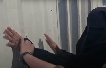أمن الهول يقبض على سيدة 'خطيرة' بتهم الإرهاب