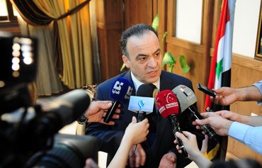 سوريا: الأسد يقيل رئيس الوزراء مع تفاقم الأزمة الاقتصادية