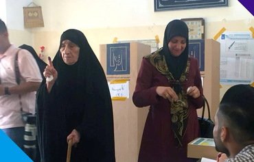 العراقيون يطالبون بإجراءات تضمن نزاهة الانتخابات البرلمانية المبكرة