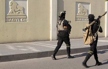الإصلاح في العراق يتعثر جراء موجة هجمات تشنها جماعات غامضة