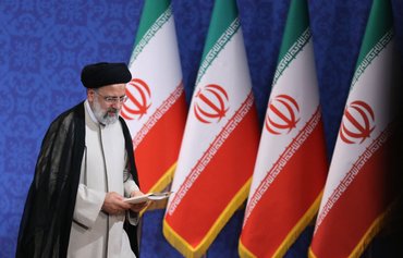 رئيسي يواجه ضغوطا متزايدة للحد من أنشطة النظام المزعزعة للاستقرار