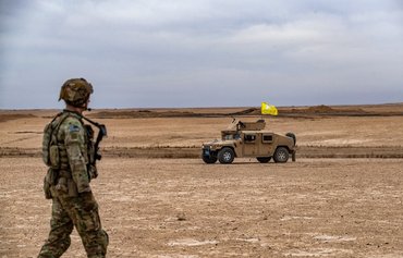 قوات سوريا الديموقراطية والتحالف الدولي تقضي على خلية لداعش في مداهمة شرقي سوريا