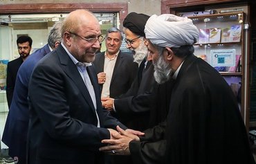 تسجيل صوتي مسرب للحرس الثوري يفضح الفساد المستشري في النظام الإيراني